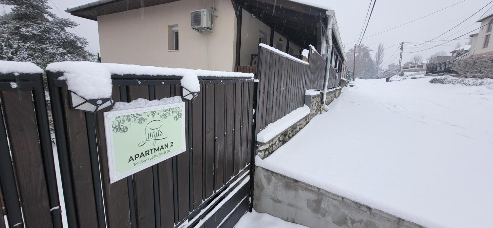 Lugas Apartman Miskolctapolca 2 Haloszoba Dezsa Es Jakuzzi Koezel A Barlangfuerdohoez 외부 사진