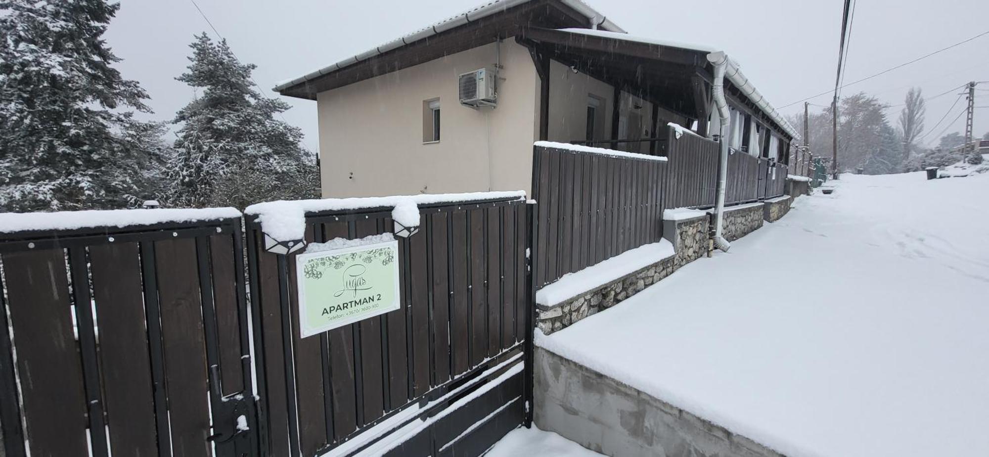 Lugas Apartman Miskolctapolca 2 Haloszoba Dezsa Es Jakuzzi Koezel A Barlangfuerdohoez 외부 사진