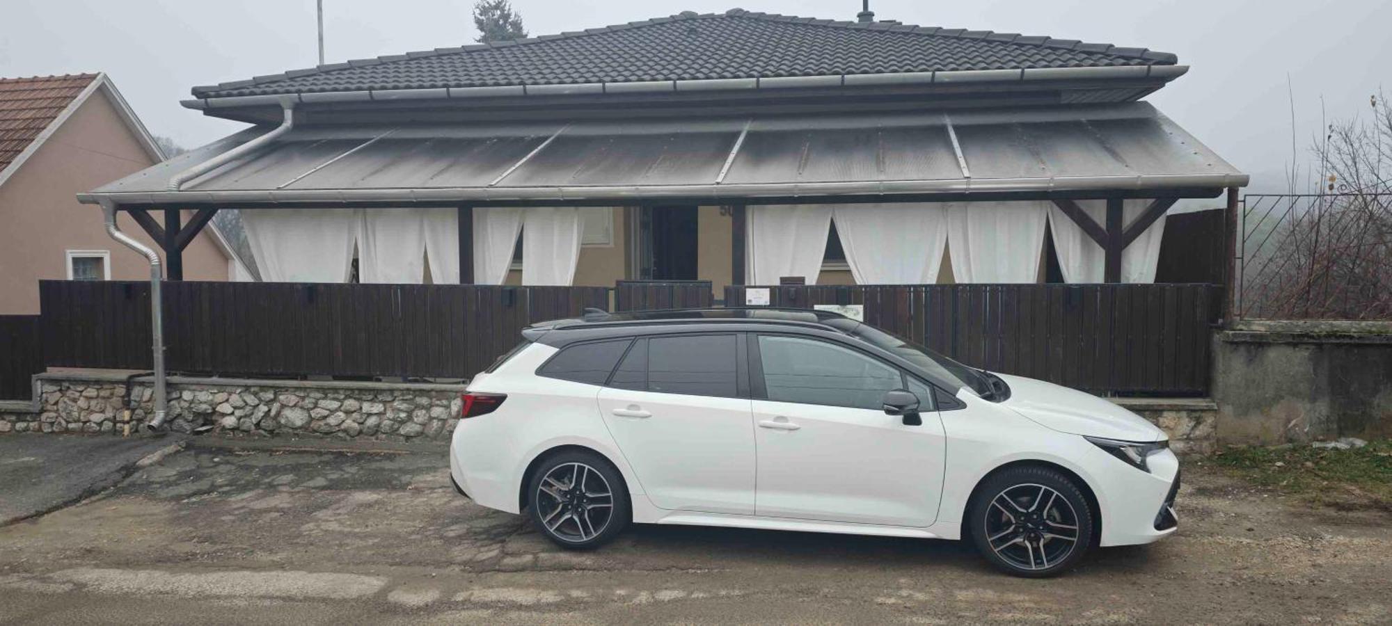 Lugas Apartman Miskolctapolca 2 Haloszoba Dezsa Es Jakuzzi Koezel A Barlangfuerdohoez 외부 사진